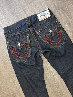 True Religion Dark Indigo Jeans with Red Pocket Stitching Size 30